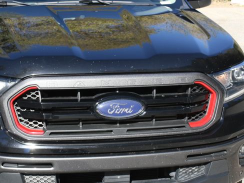 Used 2022 Ford Ranger Lariat w/ Tremor Off-Road Package AWD/4WD image 11