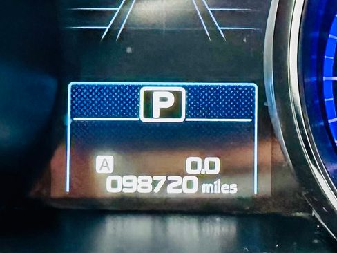 Used 2016 Subaru Outback 3.6R Limited image 13