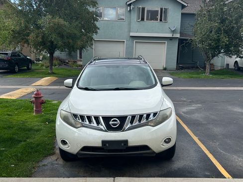 Used 2009 Nissan Murano SL w/ Leather Pkg image 2