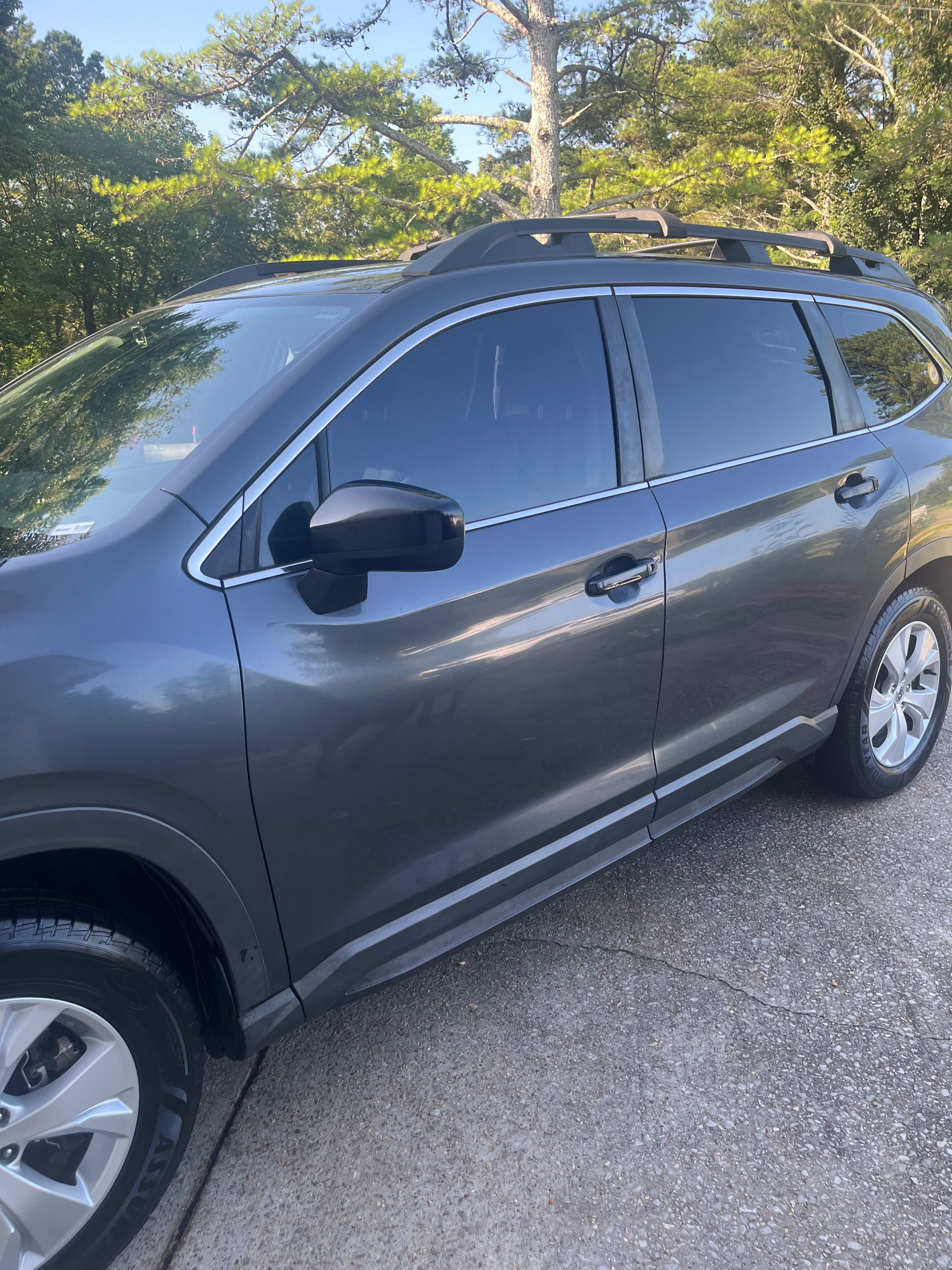 Used 2019 Subaru Ascent 8-Passenger AWD/4WD image 2