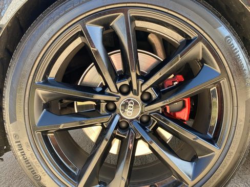 Used 2021 Audi A7 e Prestige w/ Prestige Package image 16