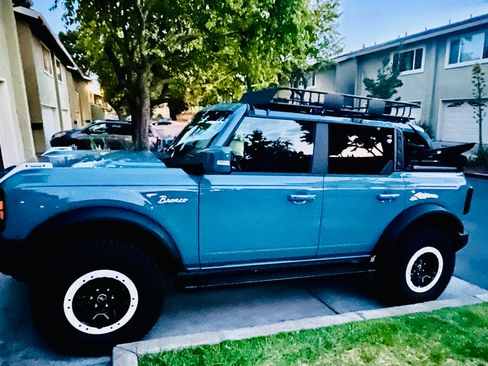 Used 2021 Ford Bronco Outer Banks w/ Sasquatch Package image 5