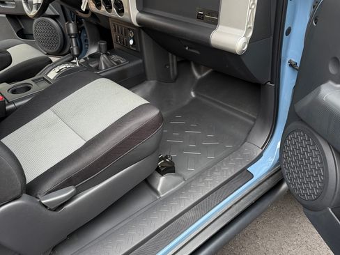 Used 2014 Toyota FJ Cruiser 4WD w/ Trail Teams Ultimate Edition image 6