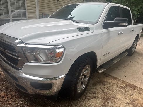 Used 2019 RAM 1500 Big Horn RWD image 12