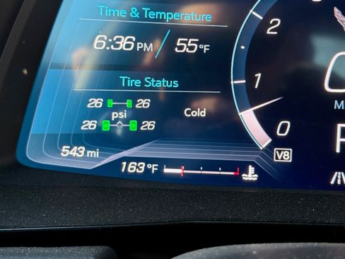 Used 2024 Chevrolet Corvette Stingray Premium Cpe w/ Battery Protection Package image 13