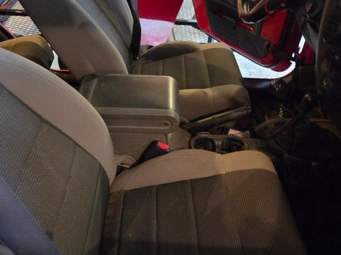 Used 2007 Jeep Wrangler Unlimited X image 11