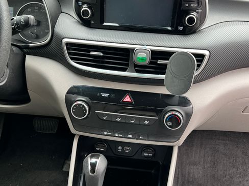 Used 2019 Hyundai Tucson SE image 9