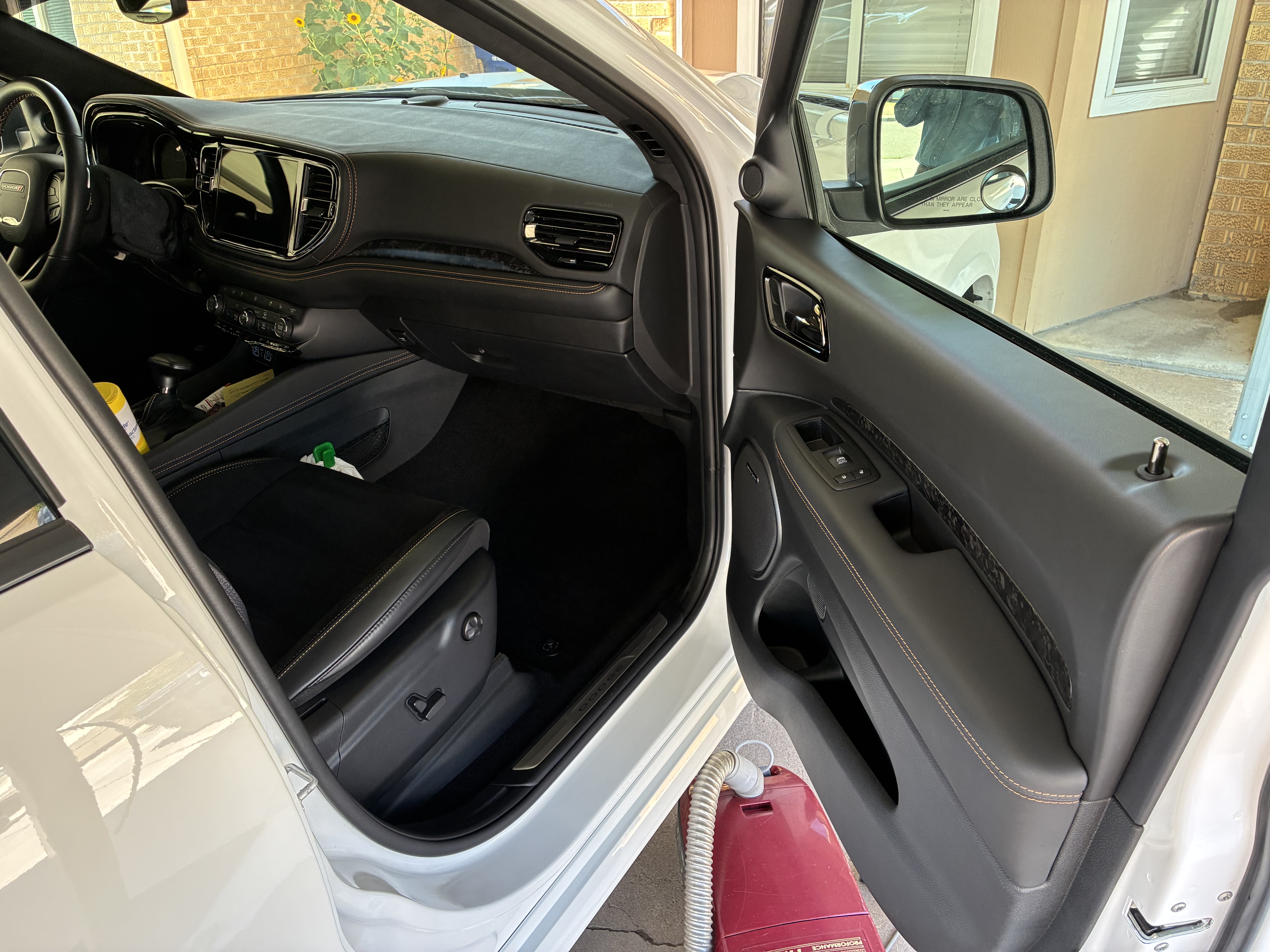 Used 2025 Dodge Durango R/T AWD/4WD image 17