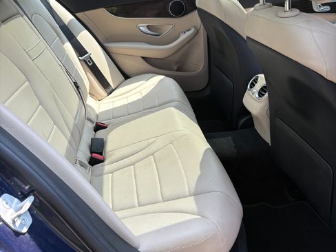 Used 2016 Mercedes-Benz C 300 4MATIC Sedan image 9