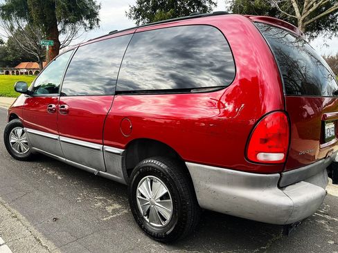 Used 1999 Dodge Grand Caravan LE image 6