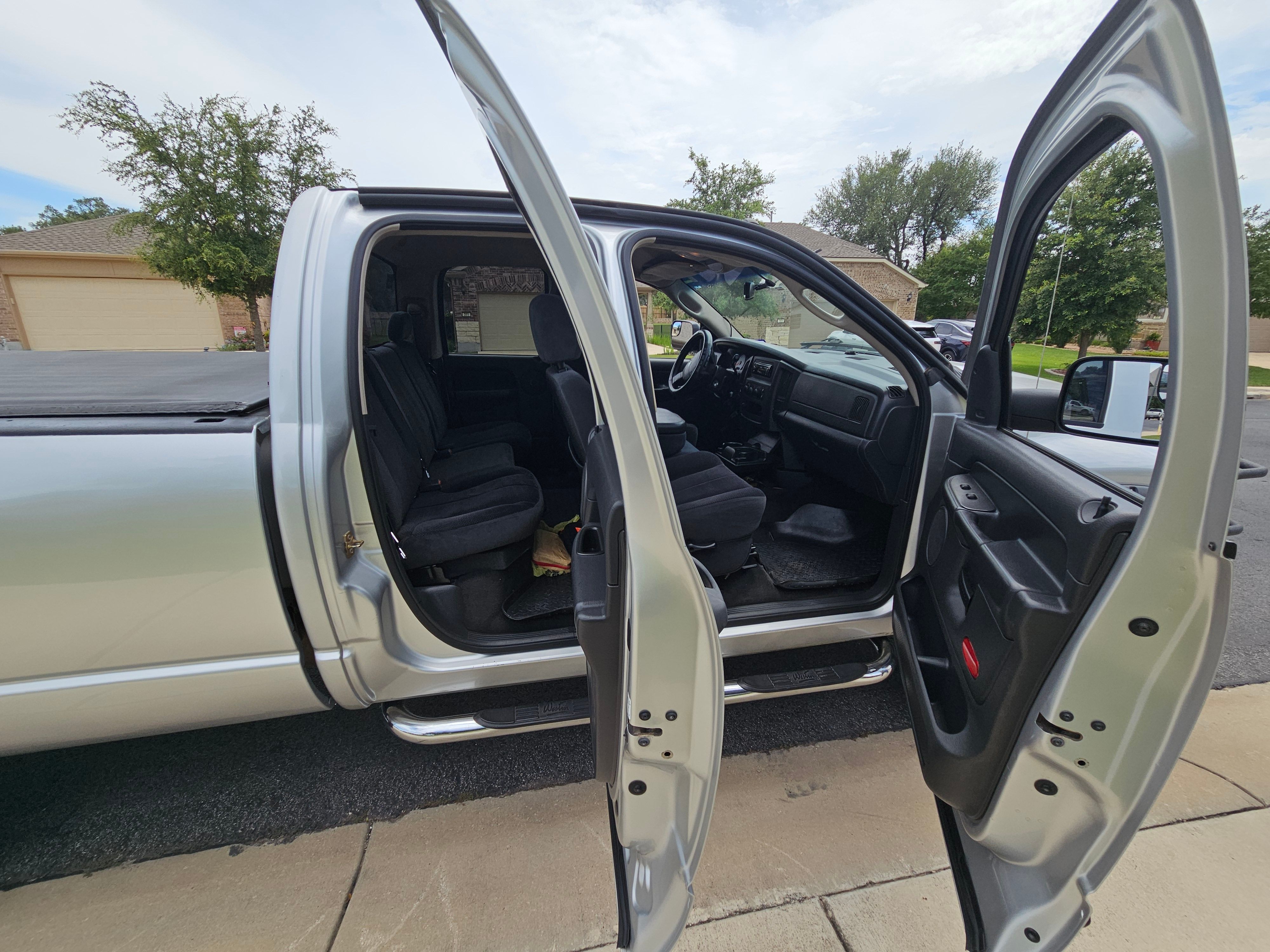 Used 2005 Dodge Ram 2500 Truck SLT w/ Trailer Tow Group AWD/4WD image 13