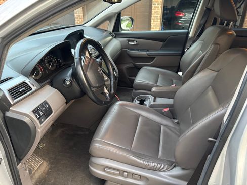 Used 2014 Honda Odyssey EX-L image 9