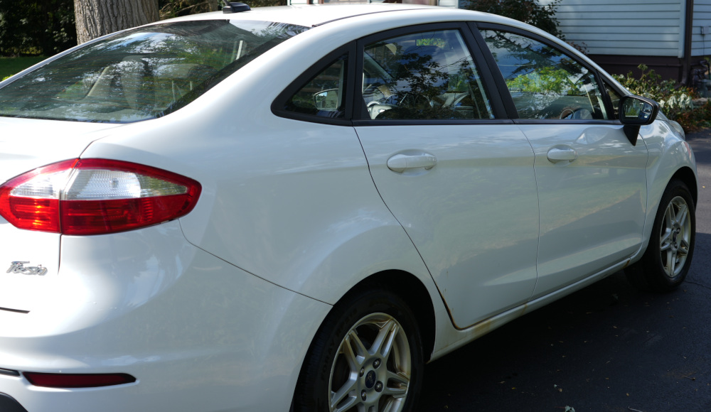 Used 2017 Ford Fiesta SE FWD image 4