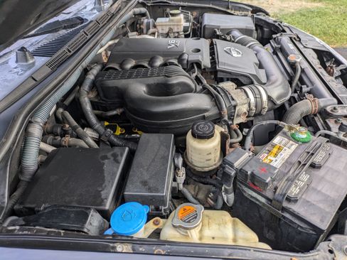 Used 2011 Nissan Frontier SV w/ SV Premium Utility Pkg image 13