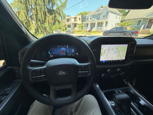 Used 2025 Ford F150 XLT w/ Equipment Group 302A MID AWD/4WD image 9