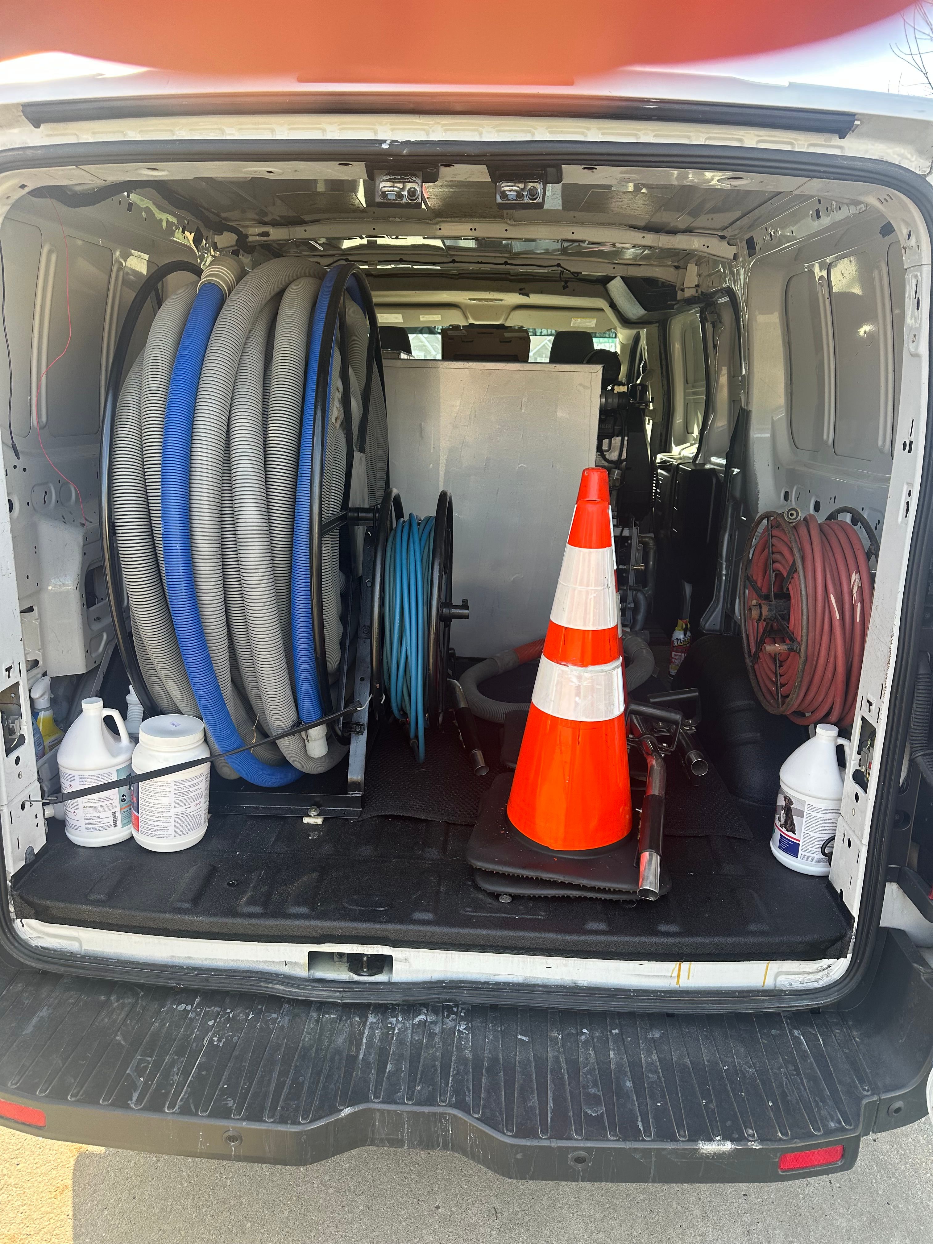 Used 2016 Ford Transit 150 130 Low Roof RWD image 8