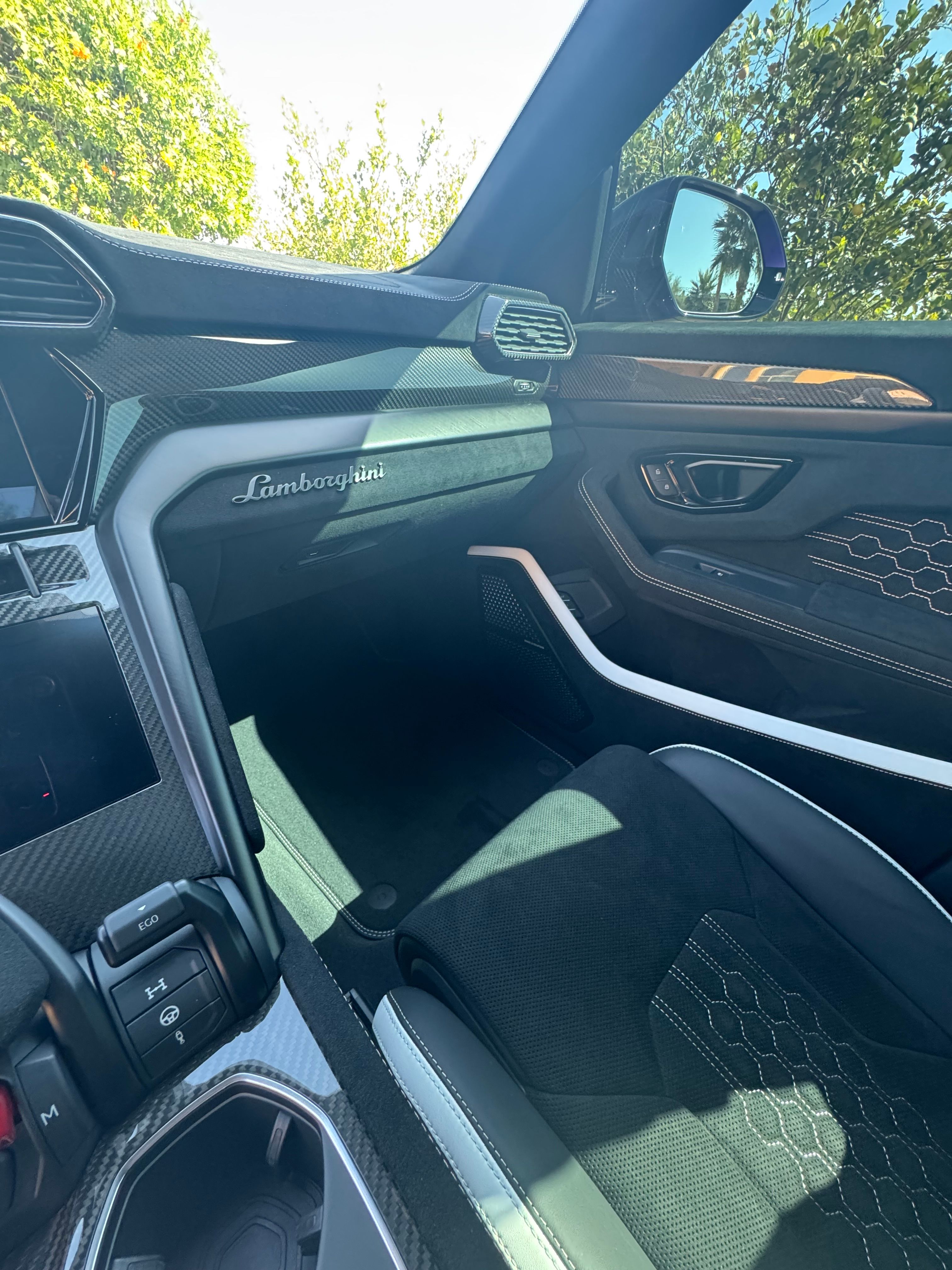 Used 2024 Lamborghini Urus Performante AWD/4WD image 10