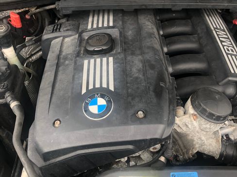 Used 2009 BMW 328i xDrive Coupe AWD/4WD image 11