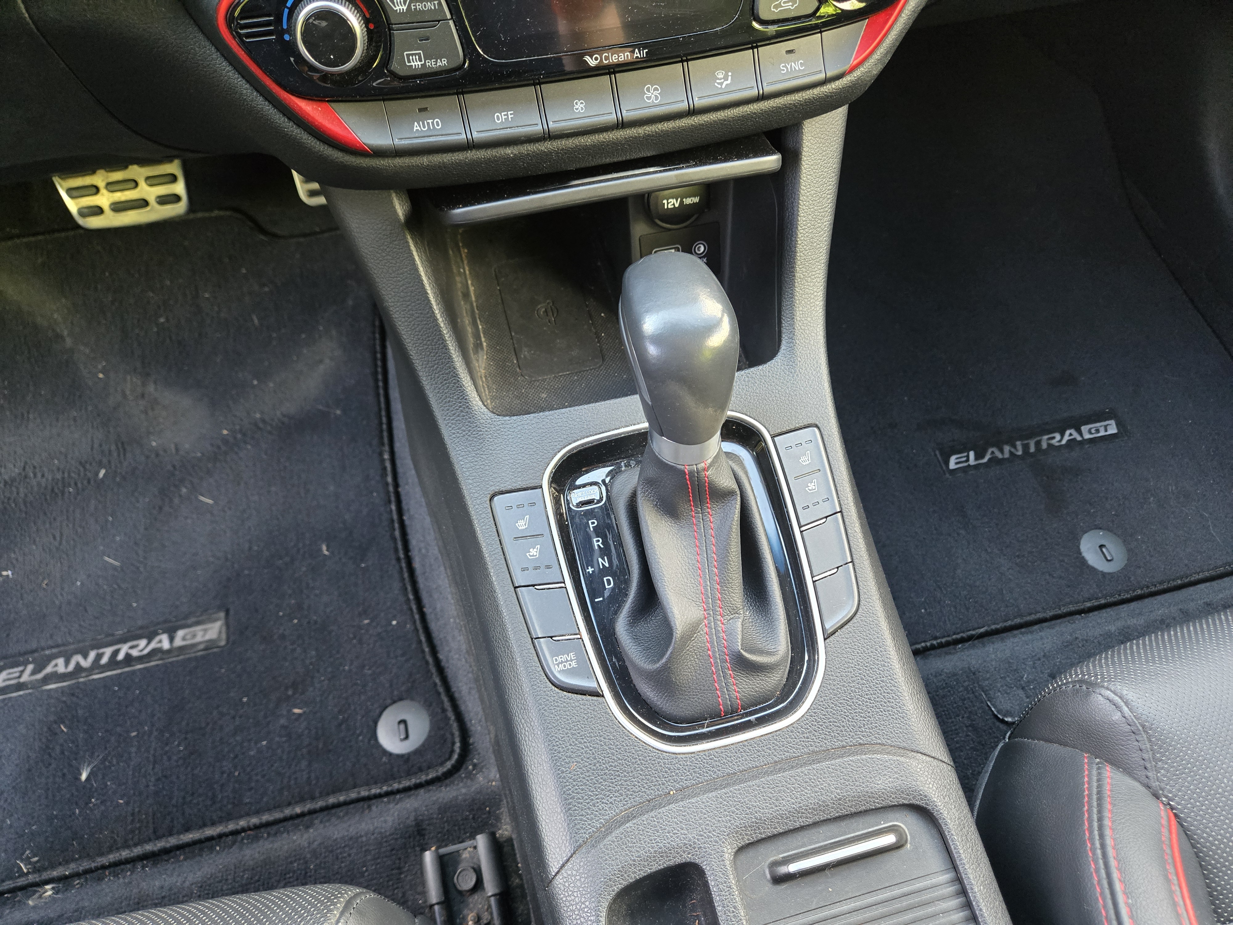 Used 2018 Hyundai Elantra GT Sport w/ Sport Tech Package 04 FWD image 6