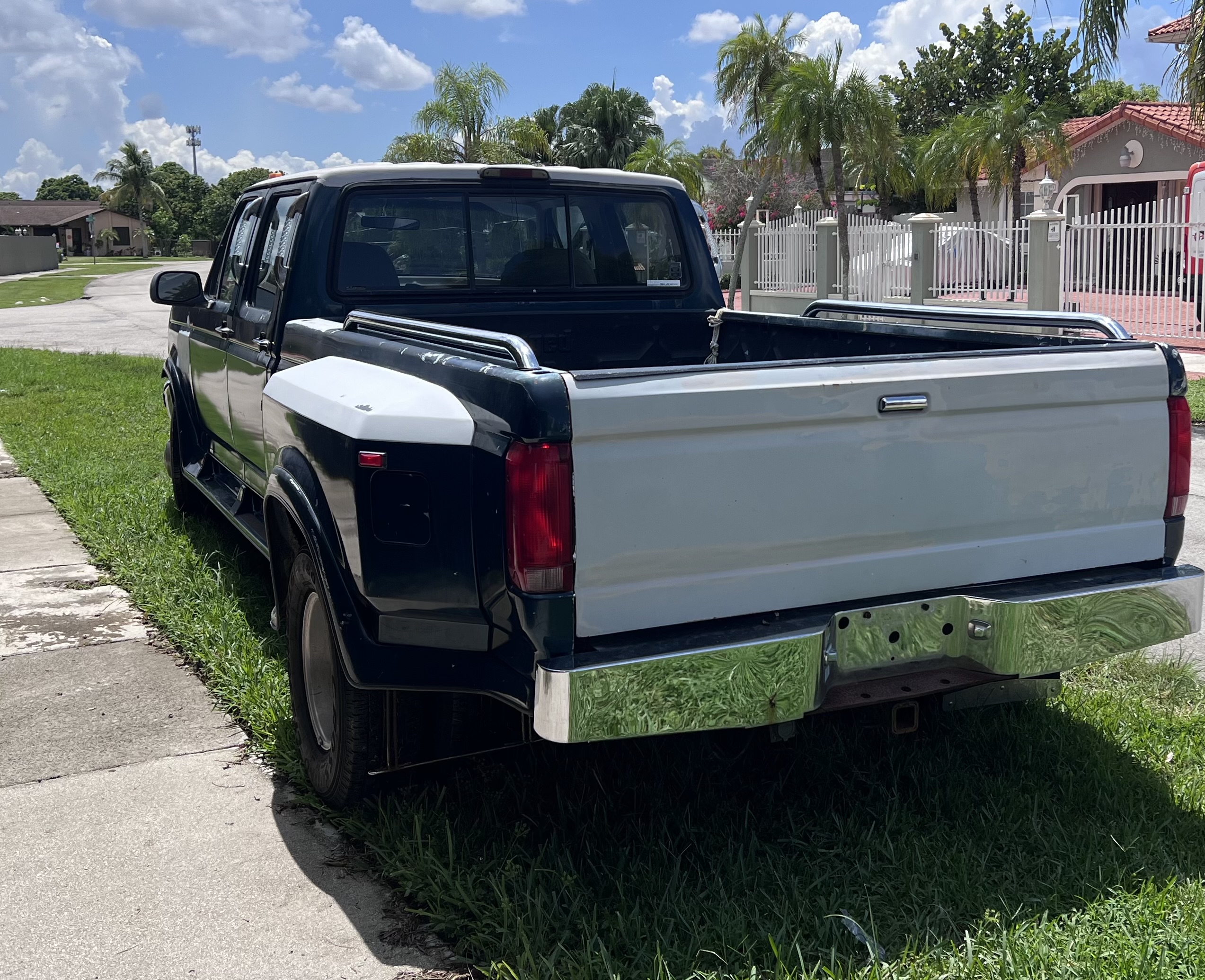 Used 1997 Ford F350 2WD Crew Cab image 14