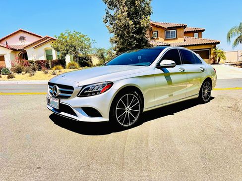Used 2019 Mercedes-Benz C 300 Sedan image 1