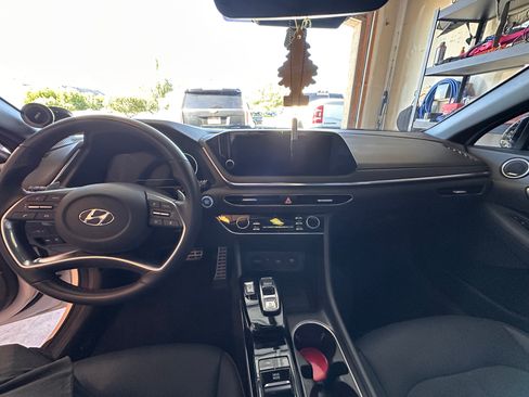Used 2022 Hyundai Sonata SEL Plus w/ Cargo Package FWD image 9