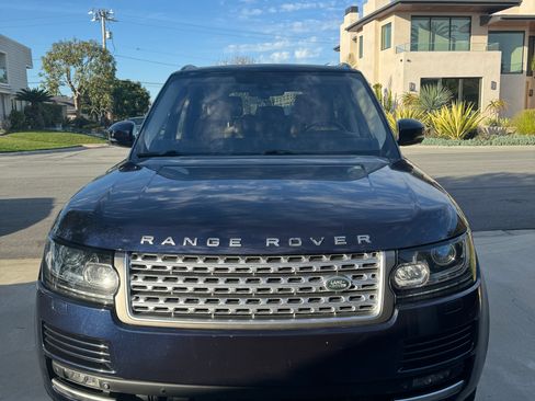 Used 2014 Land Rover Range Rover Supercharged AWD/4WD image 2