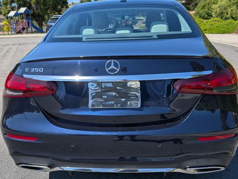 Used 2022 Mercedes-Benz E 350 Sedan image 4