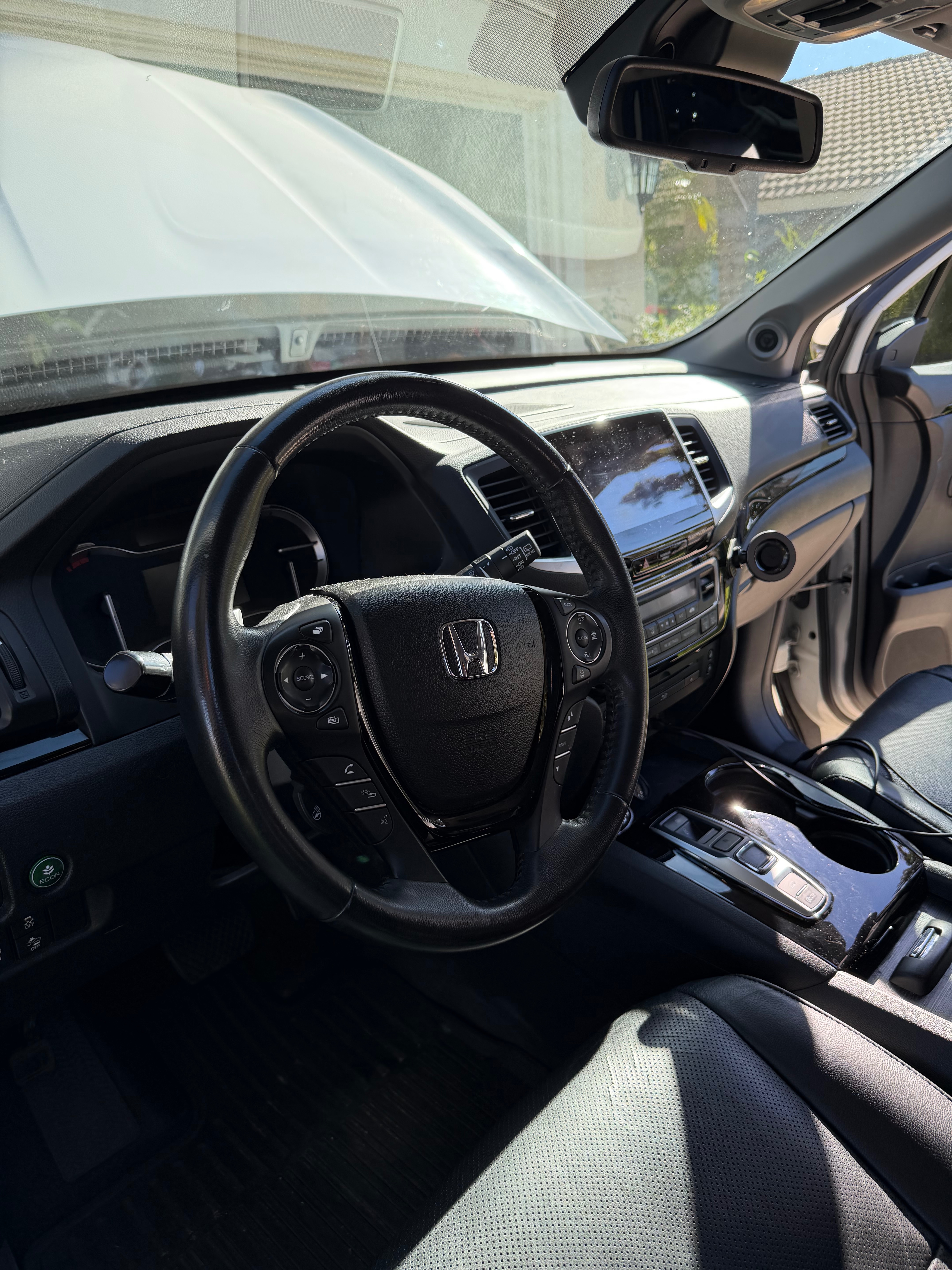 Used 2016 Honda Pilot Elite image 10