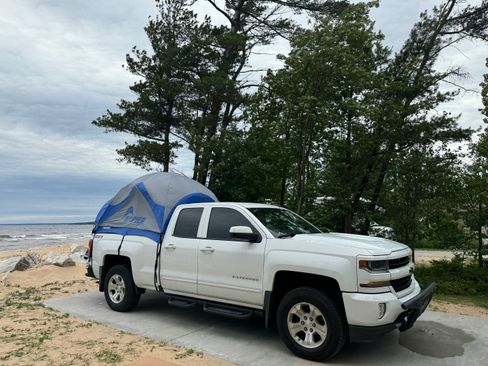 Used 2017 Chevrolet Silverado 1500 LT w/ All Star Edition image 23