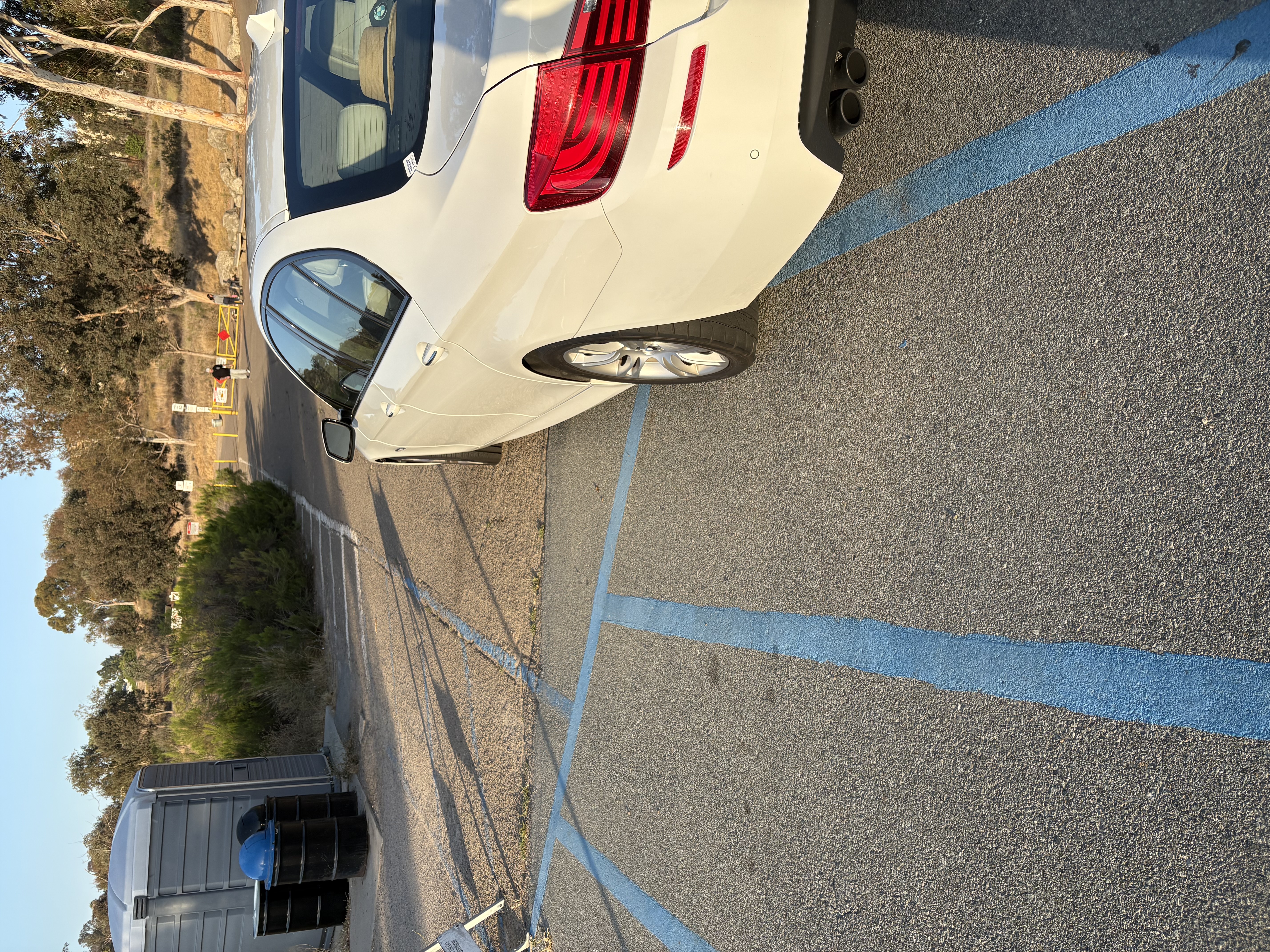 Used 2013 BMW 528i Sedan RWD image 9