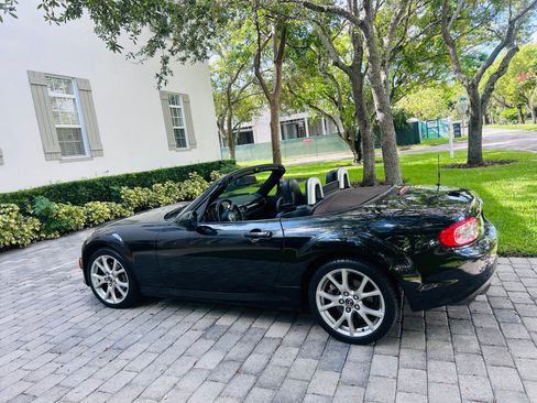Used 2015 MAZDA MX-5 Miata Grand Touring w/ Premium Package RWD image 11