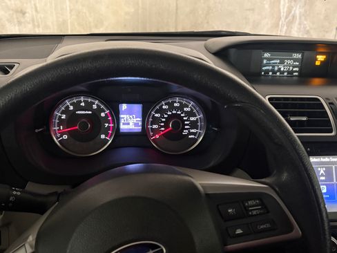 Used 2016 Subaru Forester 2.5i Premium image 9