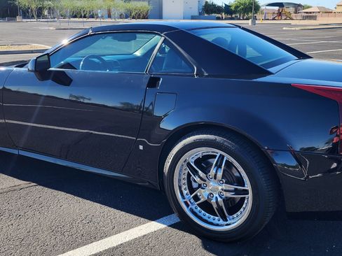 Used 2008 Cadillac XLR image 10