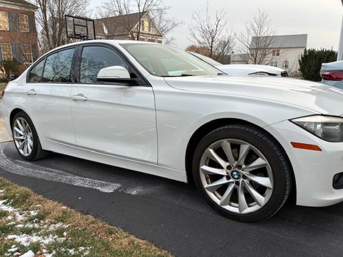Used 2015 BMW 320i xDrive Sedan image 4