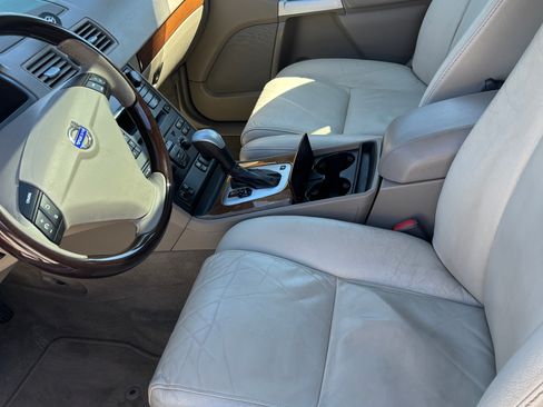 Used 2004 Volvo XC90 T6 image 12