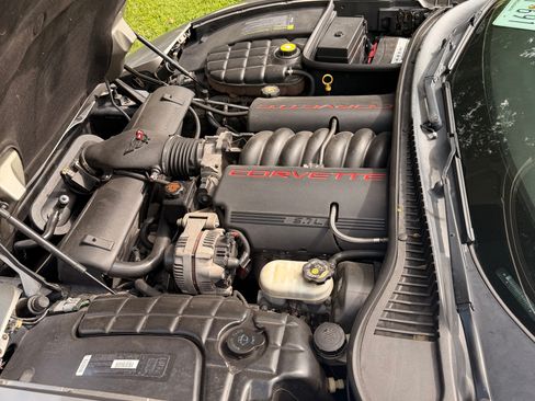Used 1999 Chevrolet Corvette Coupe w/ Memory Pkg RWD image 18