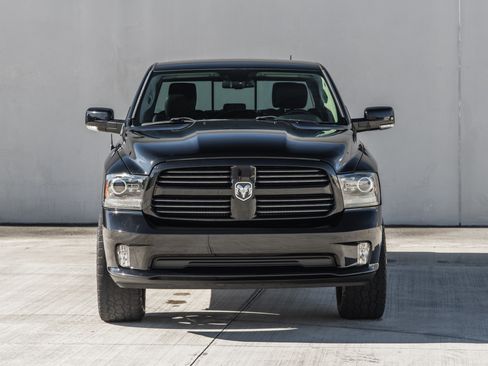 Used 2014 RAM 1500 Sport w/ Convenience Group image 11