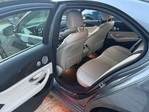 Used 2020 Mercedes-Benz E 350 E 350 Sedan 4D image 12