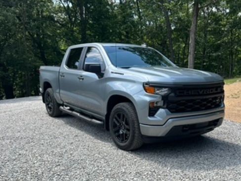 Used 2024 Chevrolet Silverado 1500 Custom w/ Turbomax Blackout Package image 5