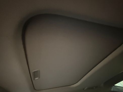 Used 2016 Ford Fusion Titanium image 21