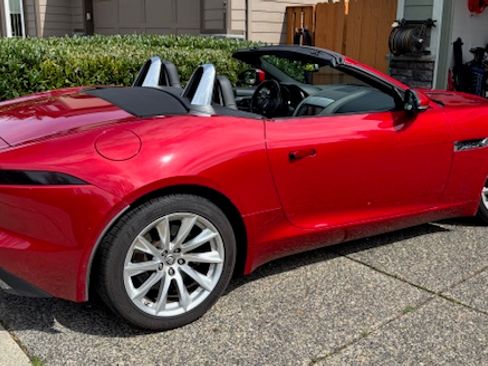 Used 2014 Jaguar F-TYPE Convertible image 5