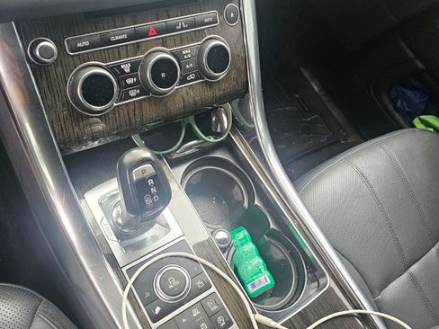 Used 2014 Land Rover Range Rover Sport Supercharged image 11