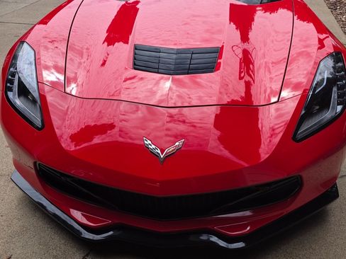 Used 2016 Chevrolet Corvette Stingray Coupe w/ 2LT Preferred Equipment Group RWD image 2