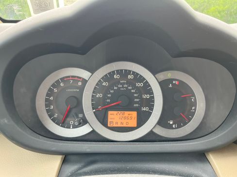 Used 2009 Toyota RAV4 4WD image 21