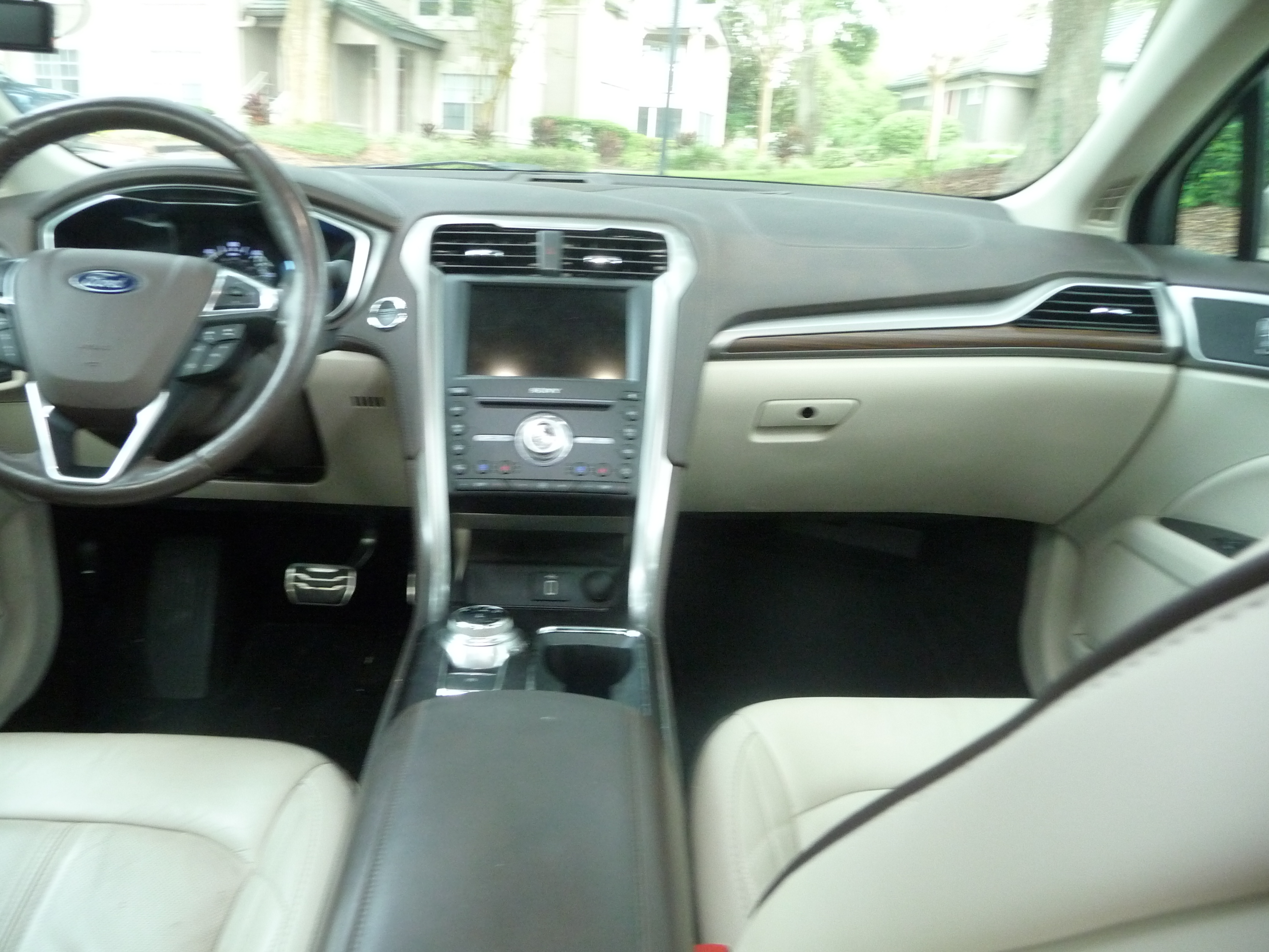 Used 2018 Ford Fusion Platinum FWD image 23