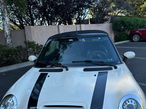 Used 2008 MINI Cooper S FWD image 2