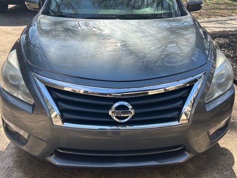 Used 2015 Nissan Altima 2.5 SV w/ Convenience Package image 2