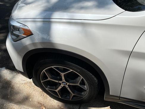 Used 2018 BMW X1 xDrive28i AWD/4WD image 2