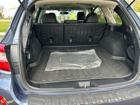 Used 2015 Subaru Outback 2.5i Limited image 18